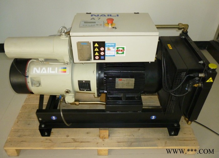 NAILI/耐力     开放式环保节能型空压机 　耐力10ＨＰ　变频空压机开放式环保节能型空压机耐力