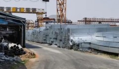 百米通道空置多辆重卡，司机无单可接，钢价震荡多家钢企发声“市场仍不乐观”