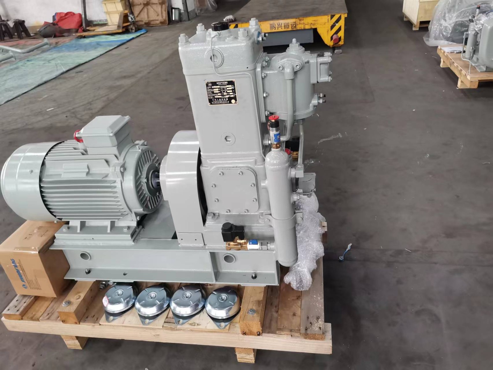 WP60 南京压缩机股份有限公司船用整机图1